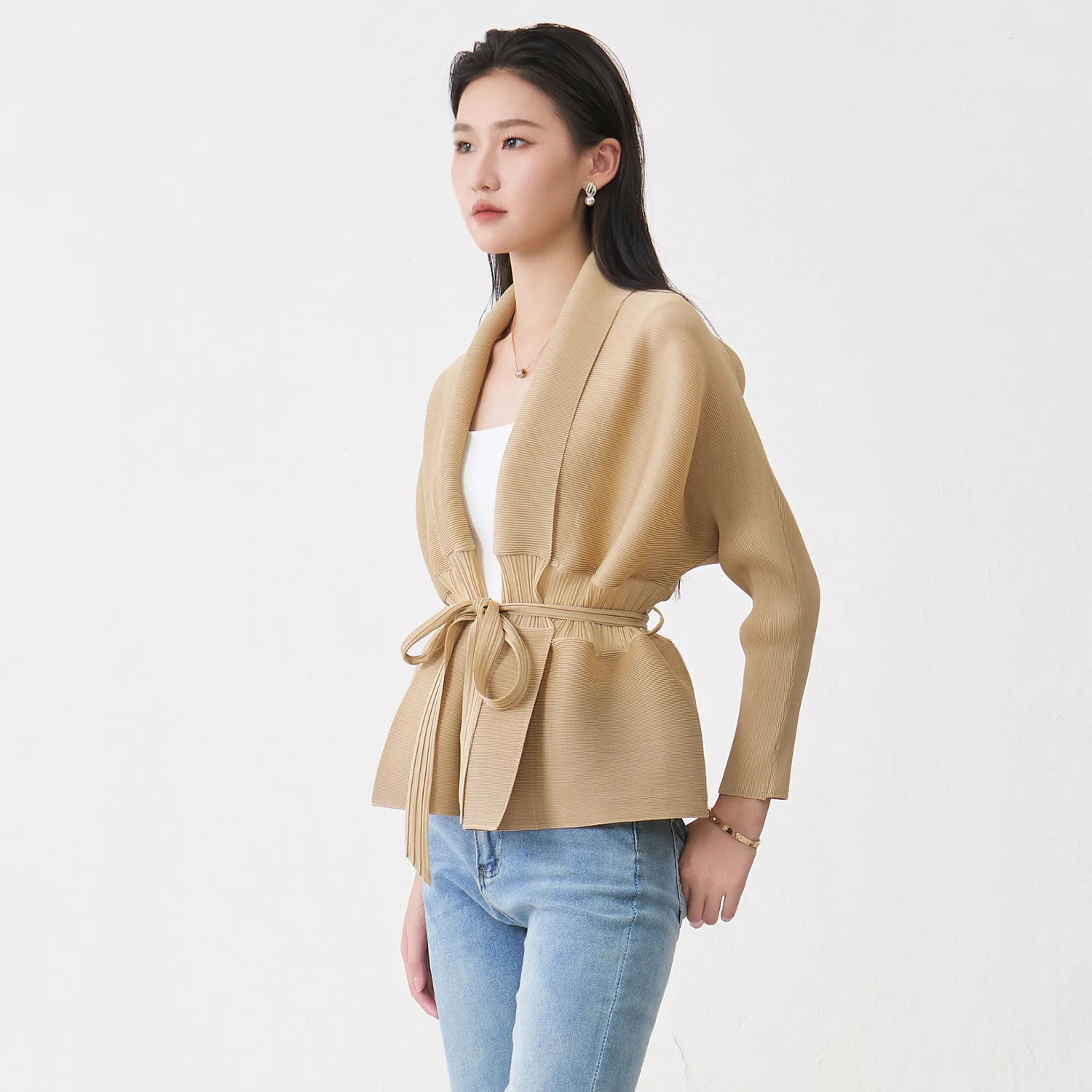 Miyake Fold 2025 Spring and Autumn Outcoat Women's Loose Fashion Strap Fold Commuter Versatile Cardigan Trendy Top Pleated
