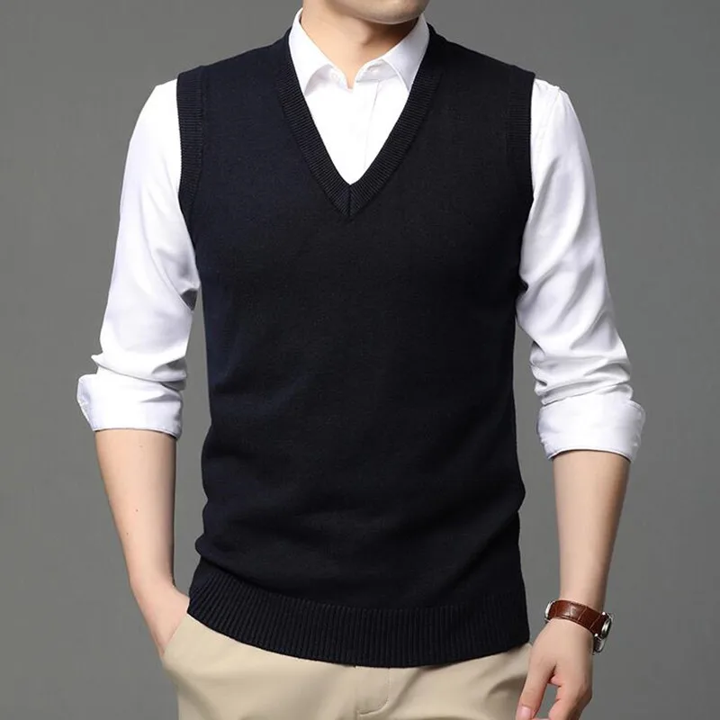 Рисунок 2 - Мужской Однотонный свитер без рукавов