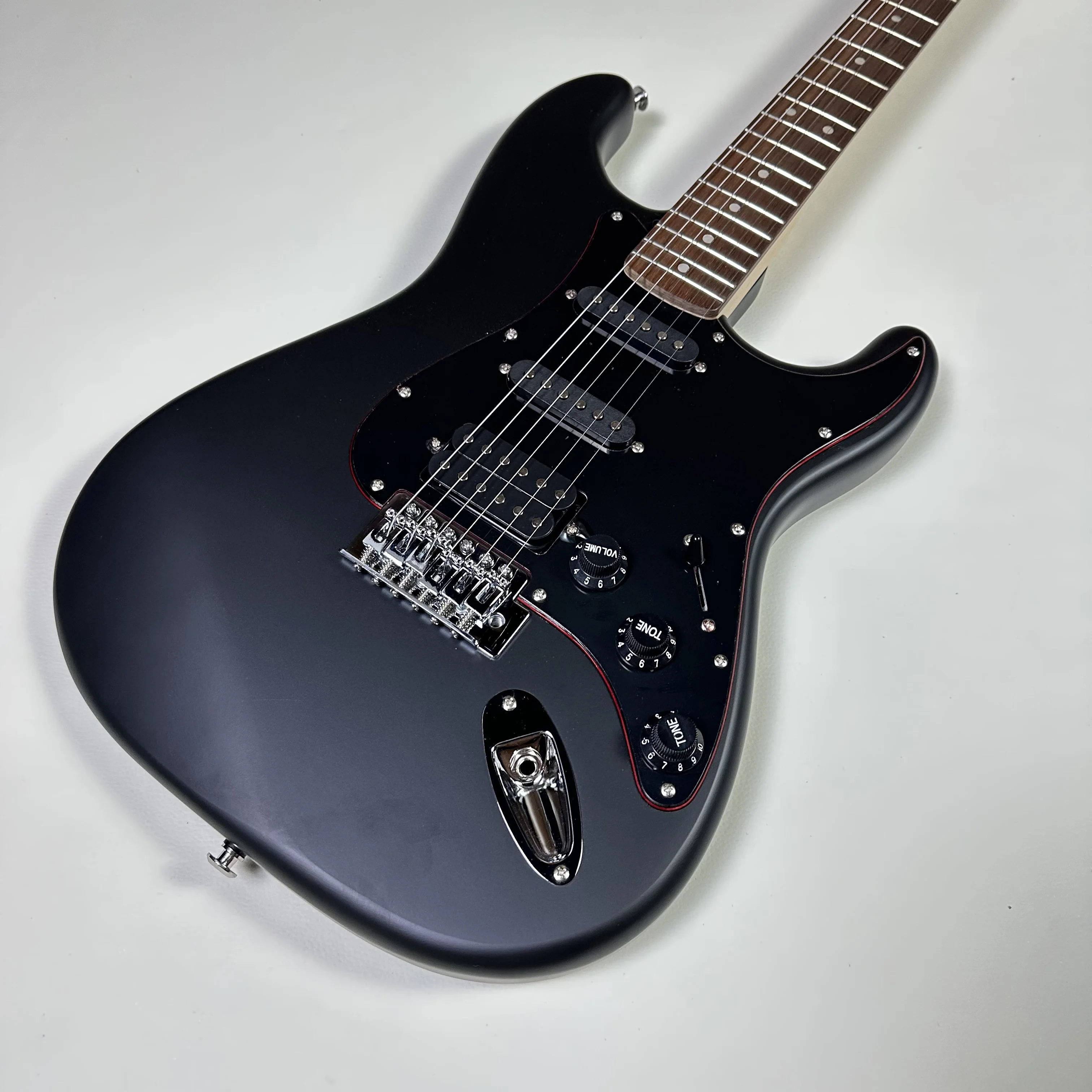 Thumbnail 2 - #10 Electric Guitars Comparison Guide