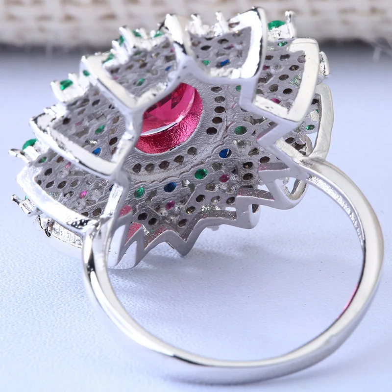 European and American Jewelry Fashion Light Luxury Four-claw Red Zircon Ring Copper Inlaid Colored Diamond Female Gemstone Ring