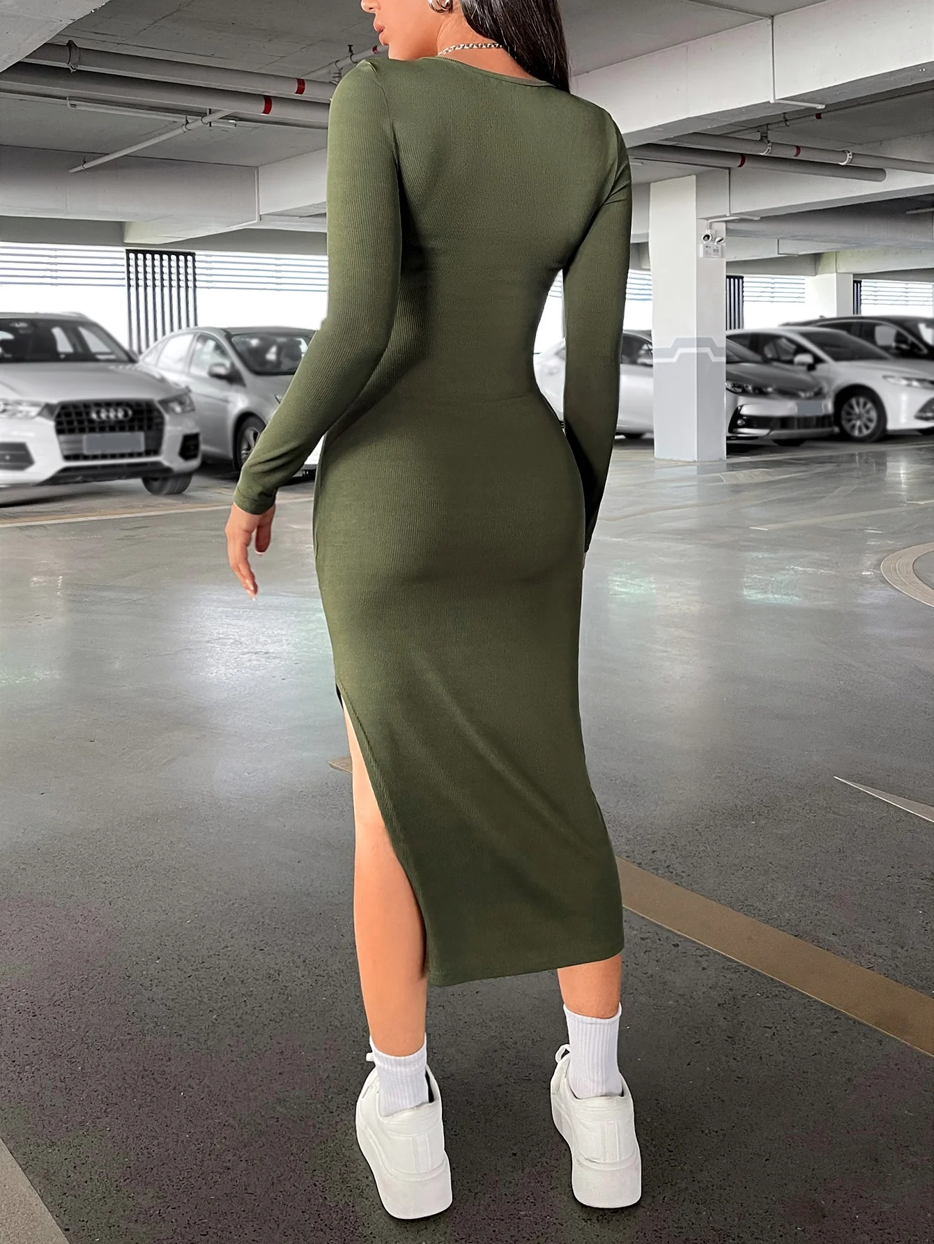 Fashion Women Spring And Summer Style Long Sleeve Low Cut Collar Solid Green Color Mermaid Sexy Split Self -cultivation Dress