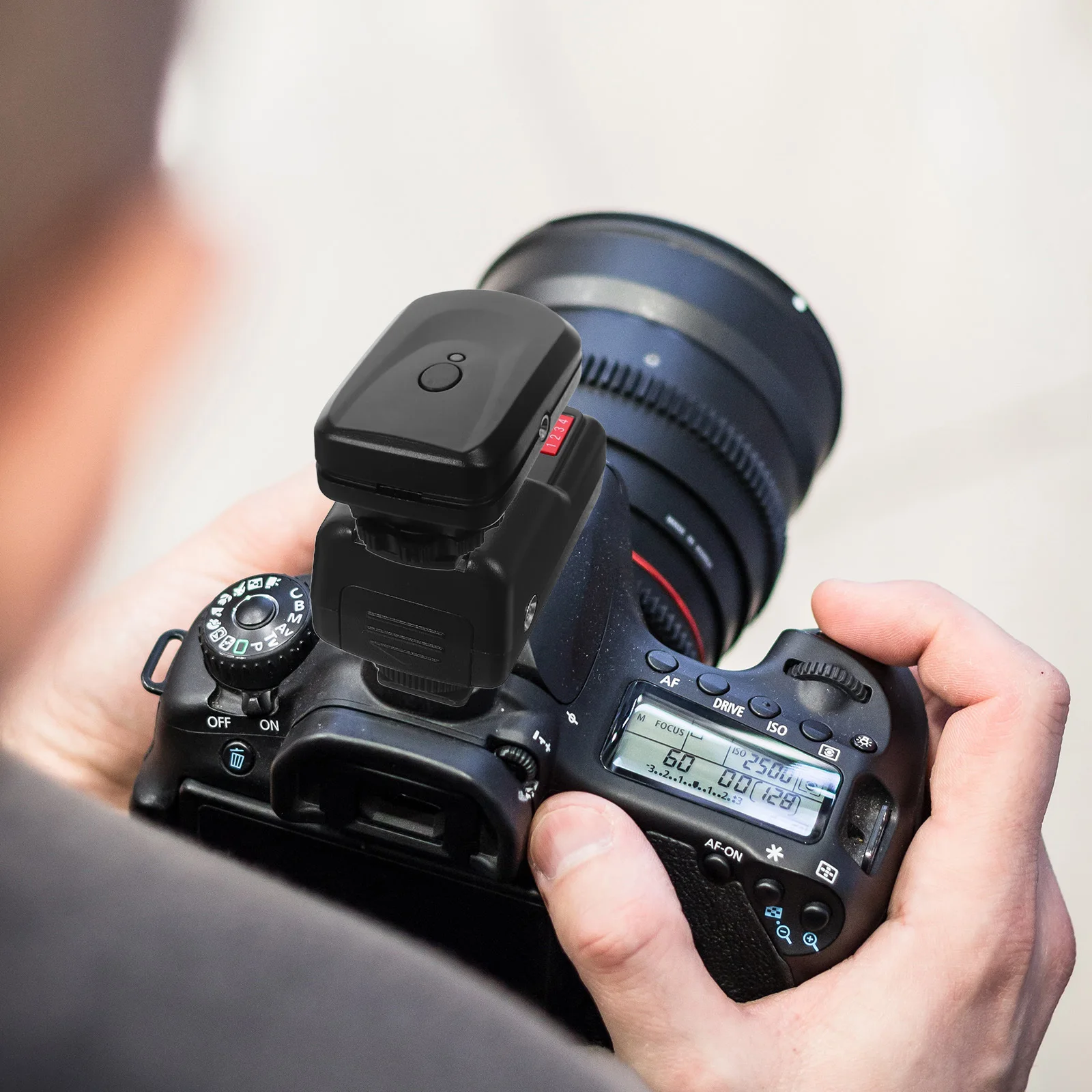 

Wireless Flash Trigger 30M Range 1/250S Sync Speed Hot Shoe Digital Camera Studio Photography Wireless