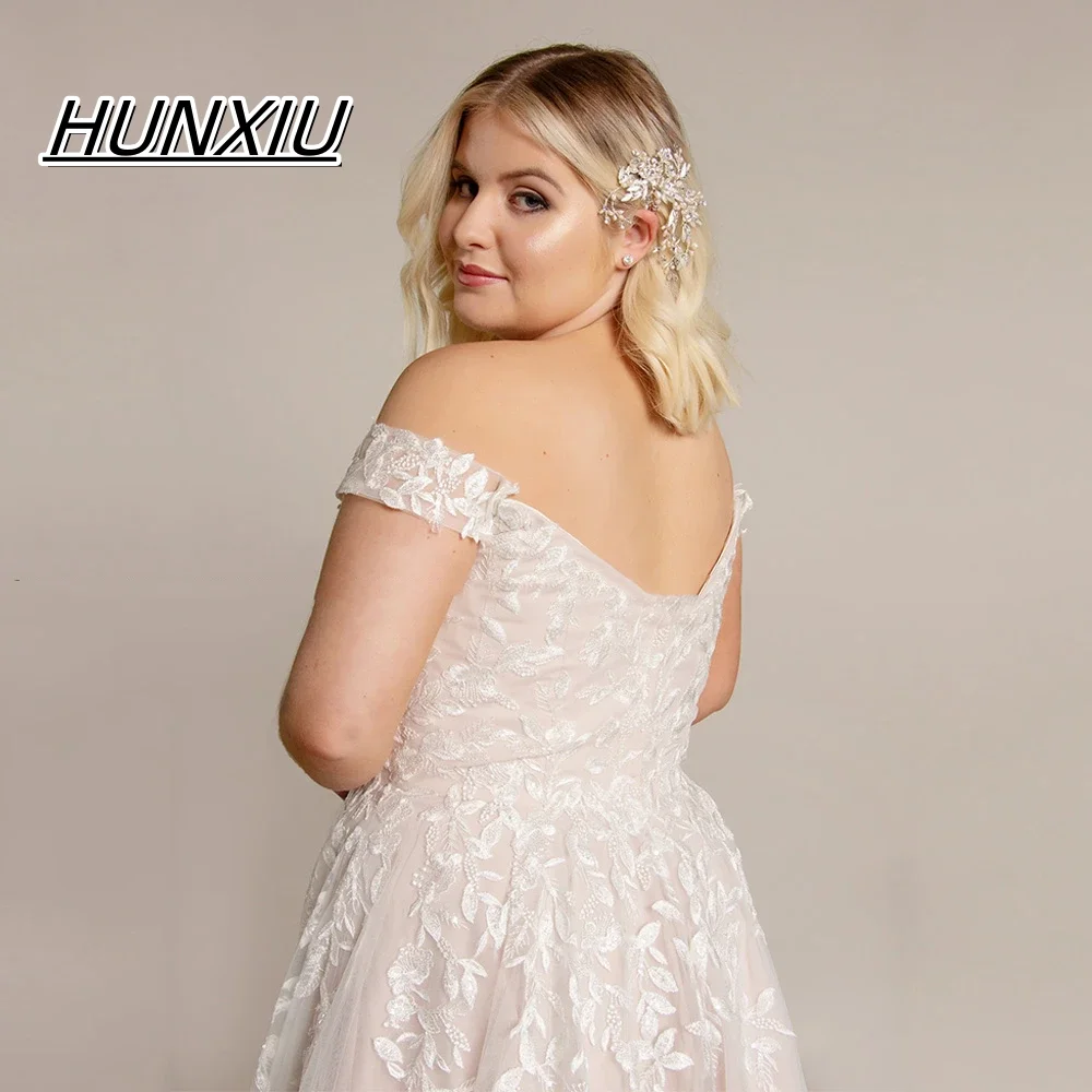 Vestido de casamento personalizado para noiva, plus size, ombro de fora, decote em v, renda, comprimento do chão, robe de mariee elegante