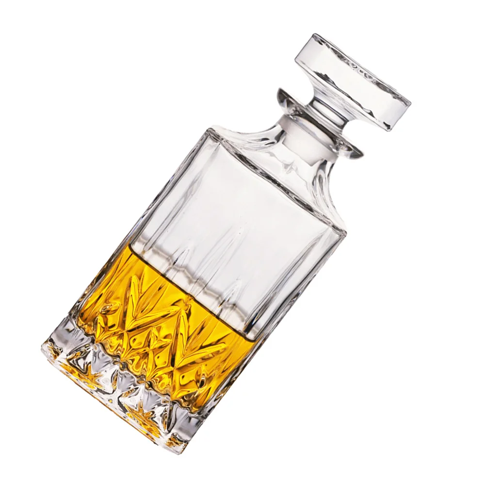 

Lead-Free Glass Red Wine Decanter Large Capacity 700ml Whiskey Beverage Dispenser Home Bar Party Use Glass Drink Dispenser