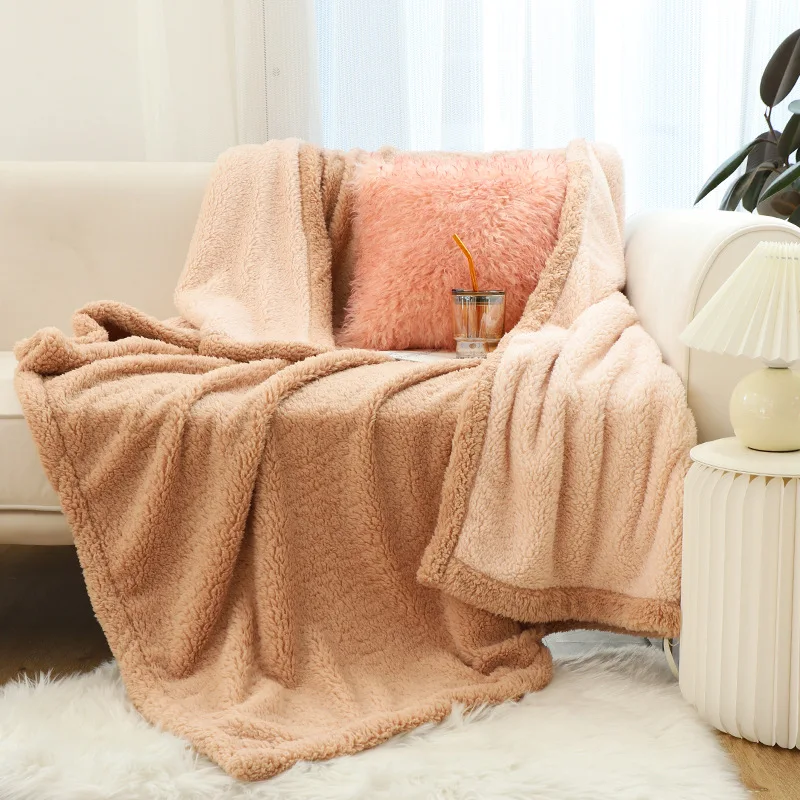 Withered Autumn and winter double-layer thickened soft sheep lamb plush blanket, plush cover blanket, solid color plush sofa bla