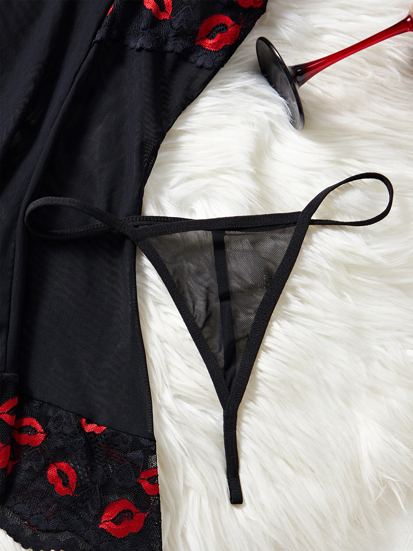 Sexy Lingerie Set Women Erotic Bra Nightdress Sexy Lace Sleepwear Red Lip Print Soft Sling Dress And Thong Full Slip Pajama Set view 4