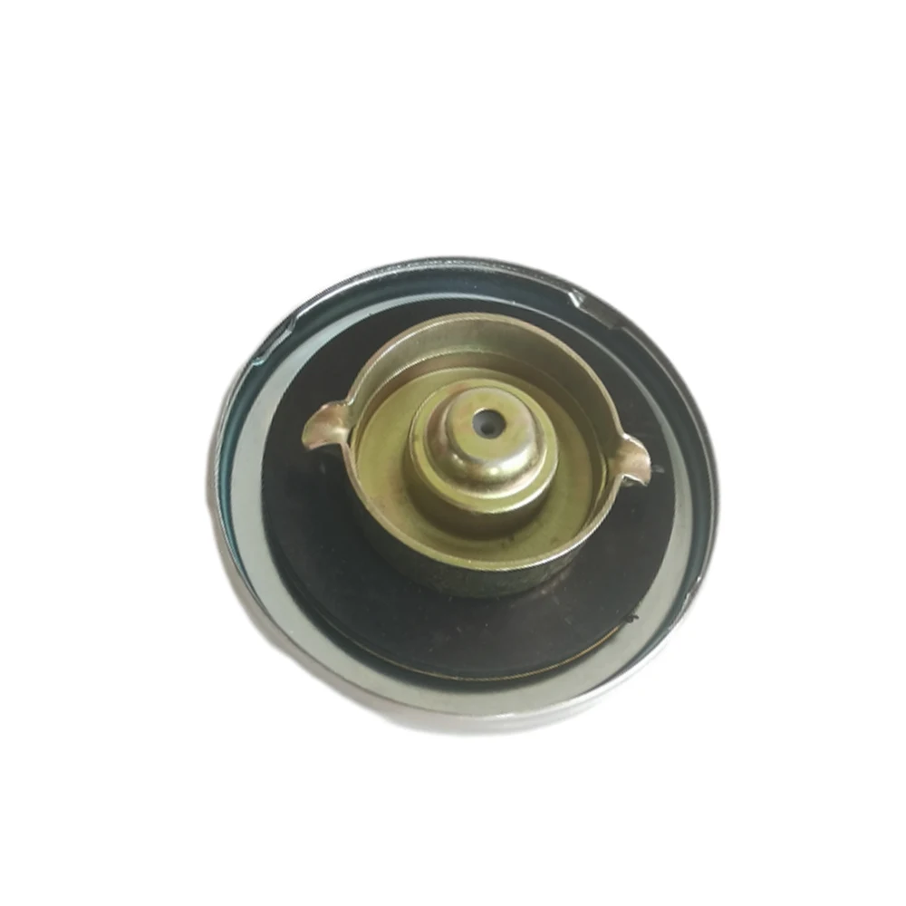 Tractor Fuel Tank Cap Replacement for John Deere Tractor A AO AR B D G H R 50 60 70 80 820 23995DA 23995DC