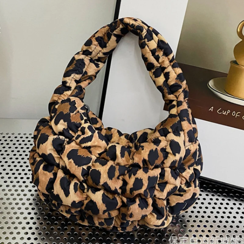 New Leopard Print Handbag Women's Bag 2025 New Casual Small Tote Bag Diamond Grid Embroidery Thread Down Armpit Bag