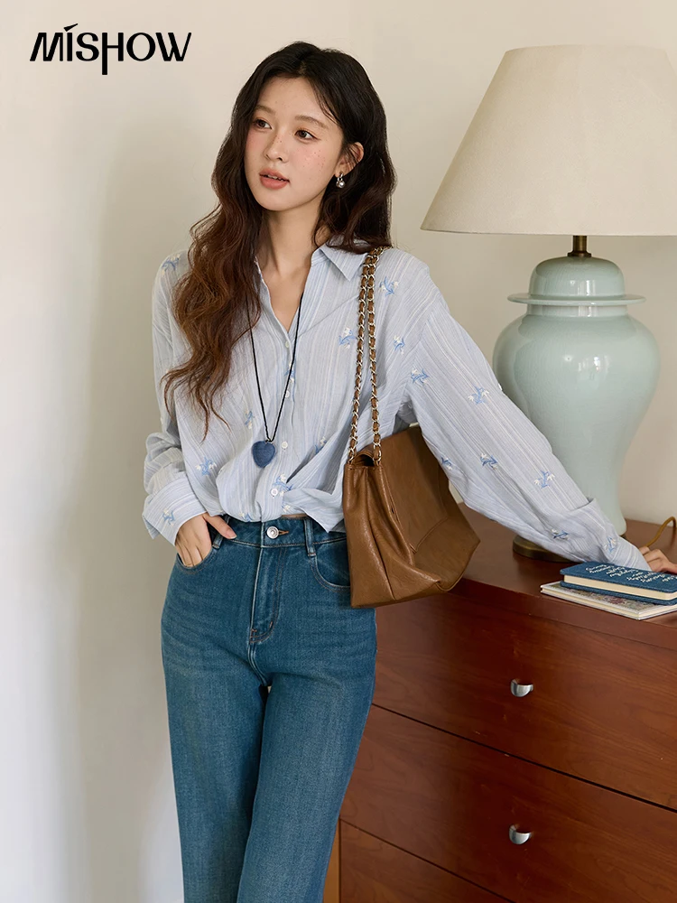 MISHOW 여성용 긴팔 셔츠 2025 가을 레트로 블루 싱글 브레스티드 블라우스 플로럴 자수 캐주얼 탑 MXE45X2495
