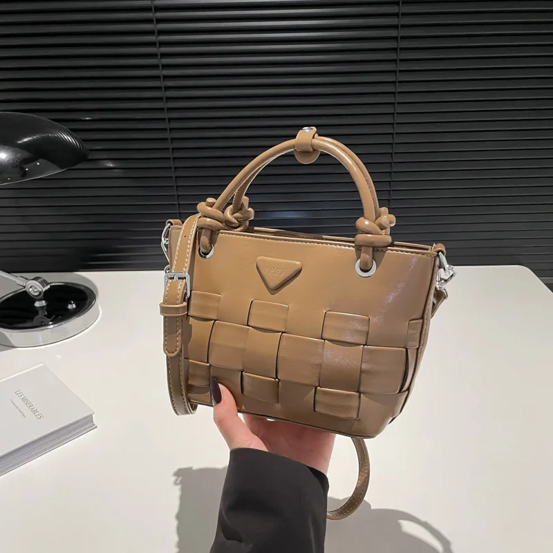 

New 2025 Instagram Leather Market Bag for Women Minimalist Shoulder Crossbody Purse Fashionable Handbag Gift