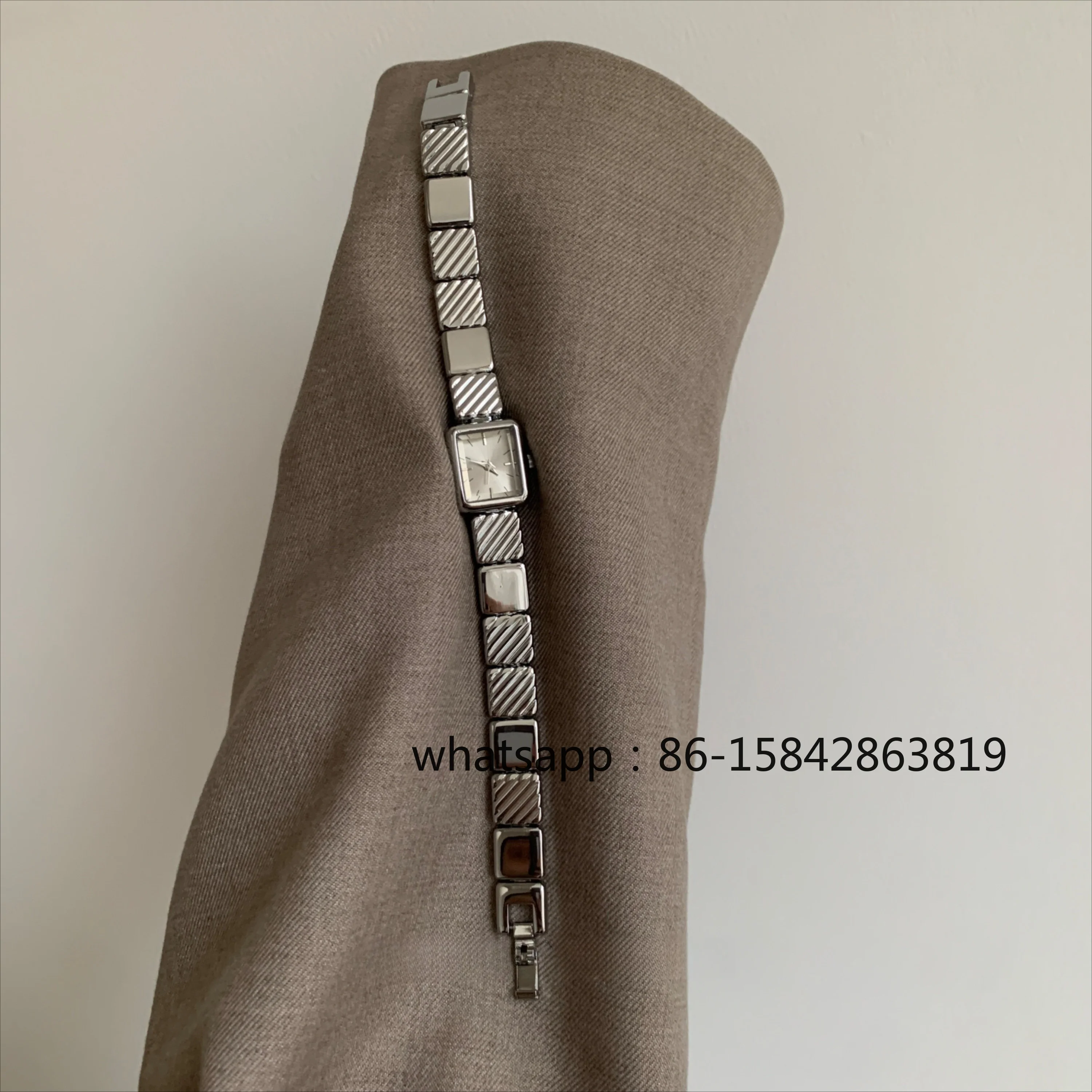 

Niche Design, Exquisite, Square Bracelet Versatile, Quartz Watch