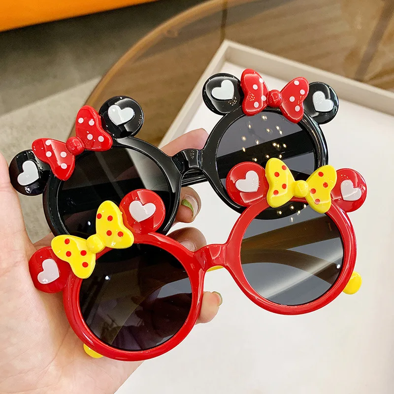 New Disney Anime Mickey Mouse Sunglasses Kawaii Minnie Eyeglass Cartoon Children Summer Sunshades Girl Boy Toy Gifts