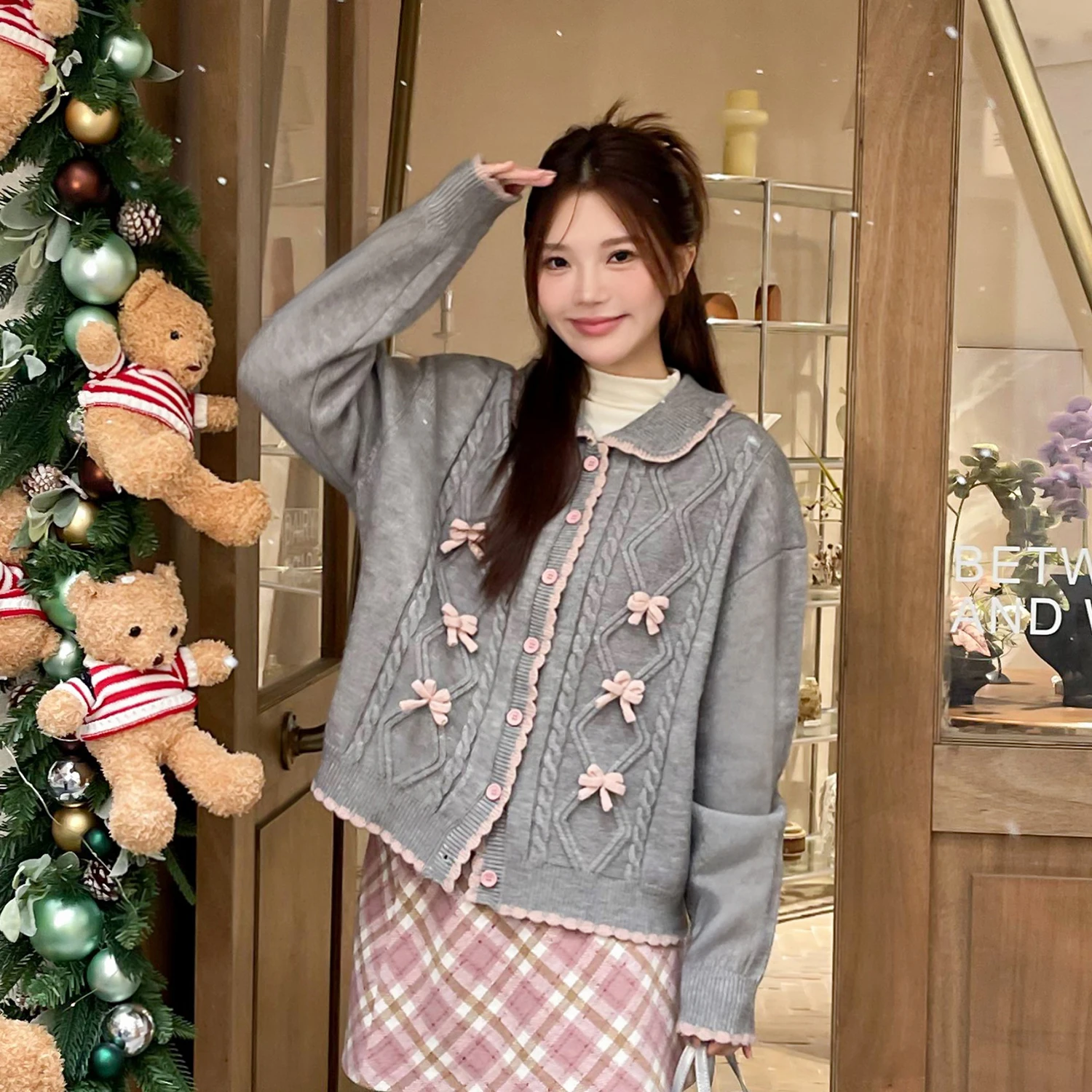 Picture 7: Autumn Winter Large Size Sweet Peter Pan Collar Girl Age-reducing Sweater Korean Long Sleeve Bow Simple Versatile Knitted Top