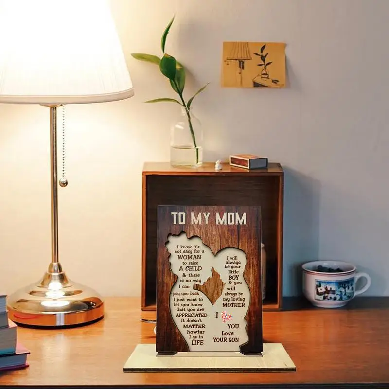 علامات خشبية لعيد الآباء منقوشة لأمي، علامة مركزية مدروسة محفورة لطاولة غرفة المعيشة وعيد الأم والأب