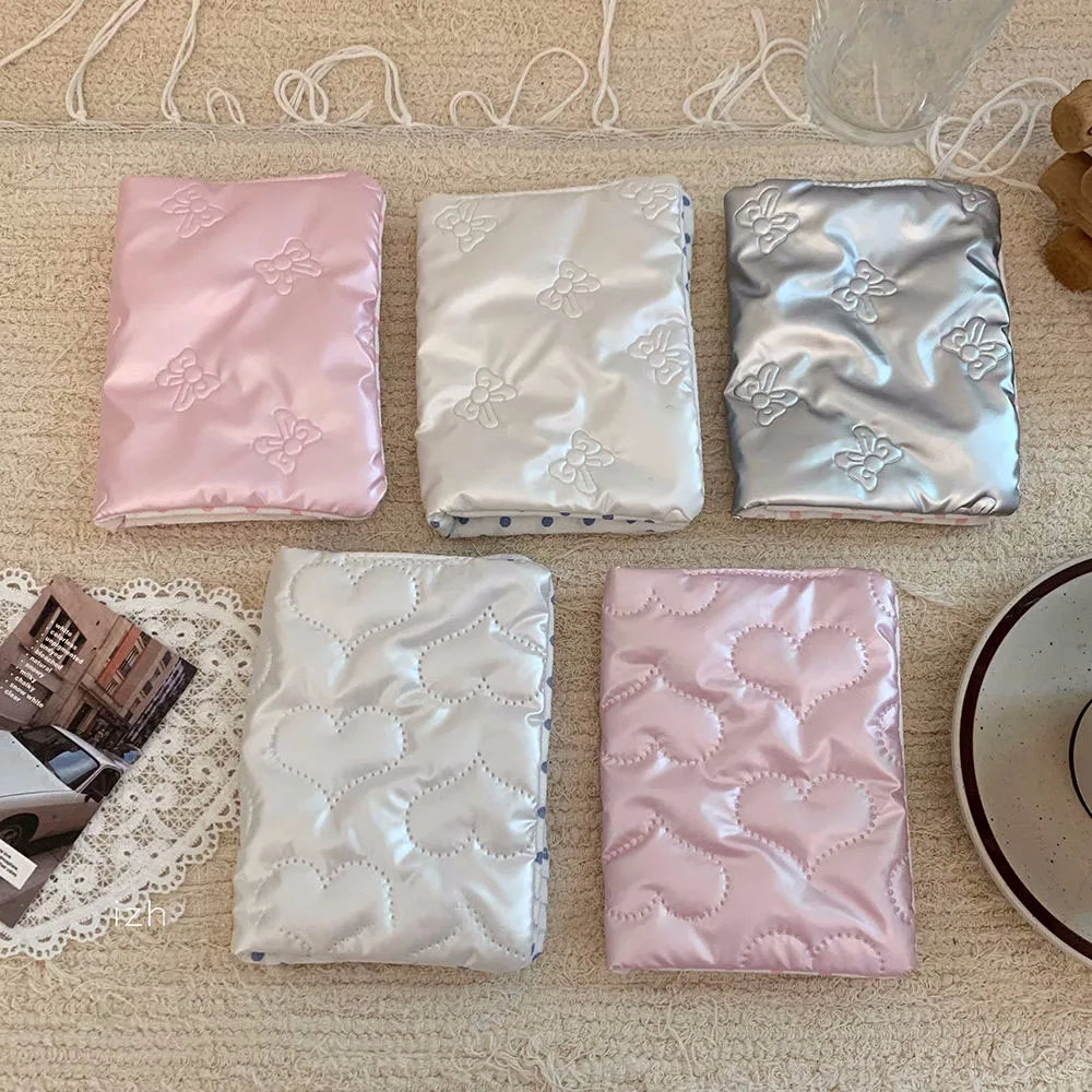 Borse a portafoglio con clip per carta di credito e biglietto ID da donna con fiocco impermeabile a forma di cuore. Simpatico porta passaporto con fiocco coreano per le donne che viaggiano