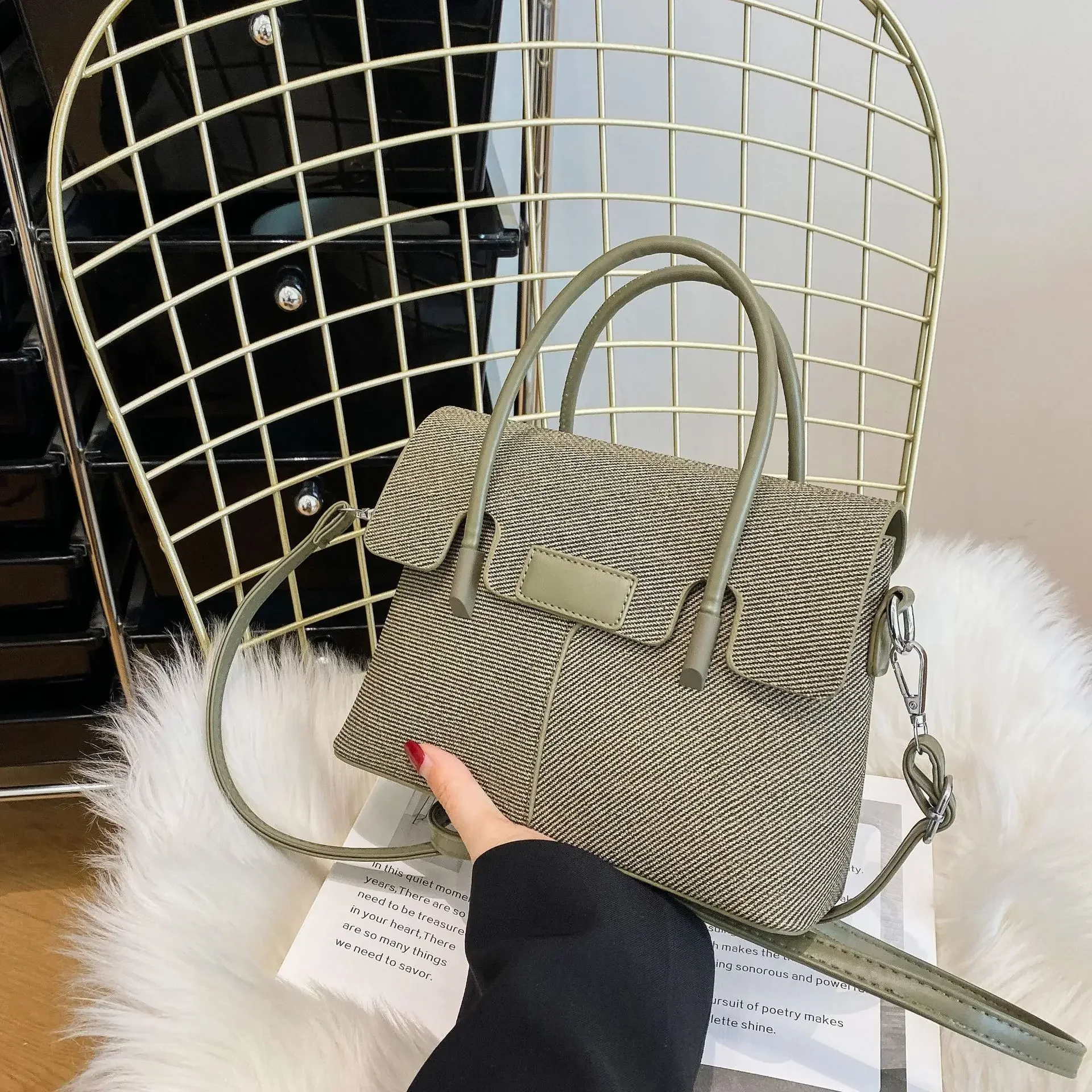 

Women's New Arrival 2025 Tote Bag, Clean-Lined Design with Removable Belt & Stitched Accents for Daily Essentials