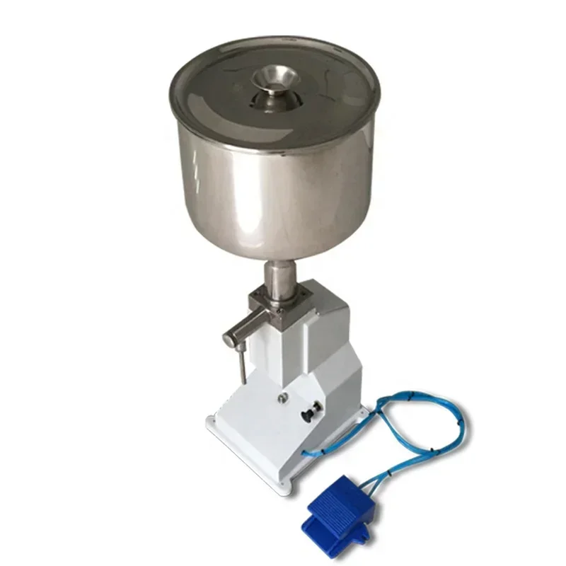 Durable and sturdy Many people like to used two heads small bottle cream piston rotary honey stick filling packing machine