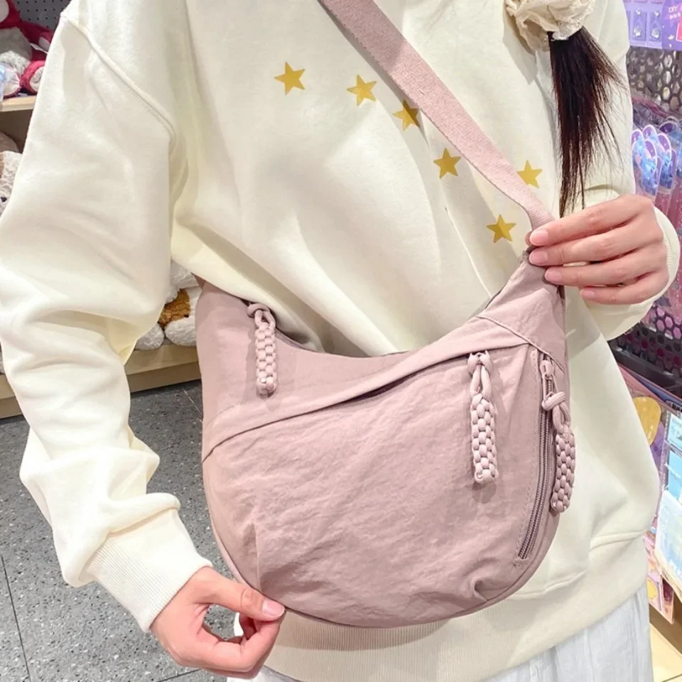 

Women's Nylon Crossbody Bag Large Capacity Messenger Shoulder Pack Leisure Versatile Shoulder Bag Tote Bags