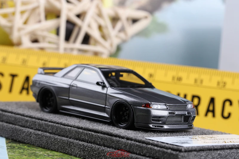 Zonzo Studio 1:64 Active Widebody Skyline GTR R32 JDM Simulation Limited Edition Resin Metal Static Car Model Toy Gift