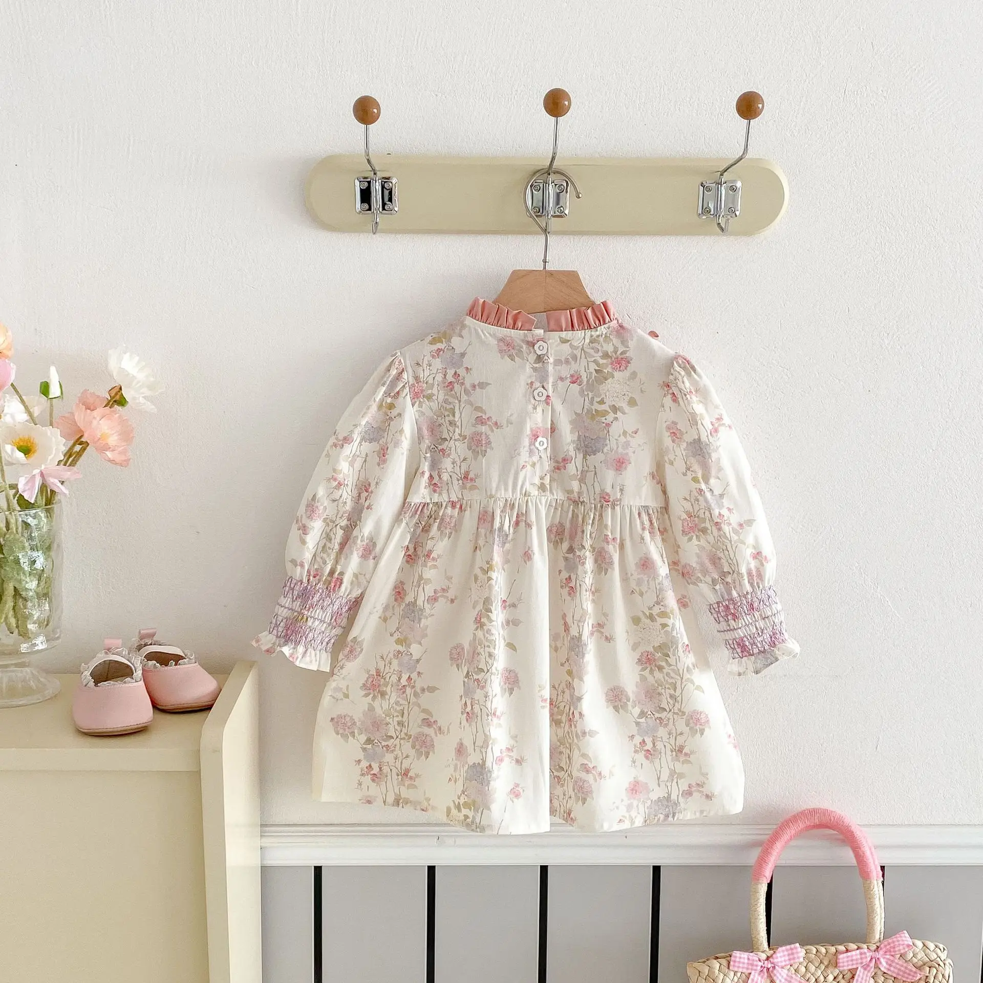 2025 Spring New Girls Dress French Stand-up Collar Cable Korean Floral Children's Treasure Lace Princess Dress Sweet