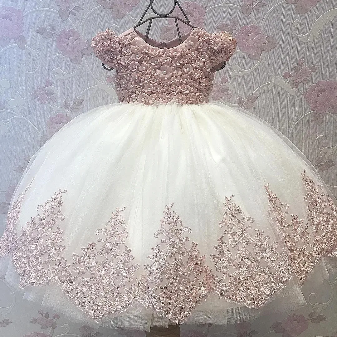 

Customized 2025 New Flower Girl Dresses for Wedding Floral Lace Appliques First Communion Baby Kids Birthday Party Gowns