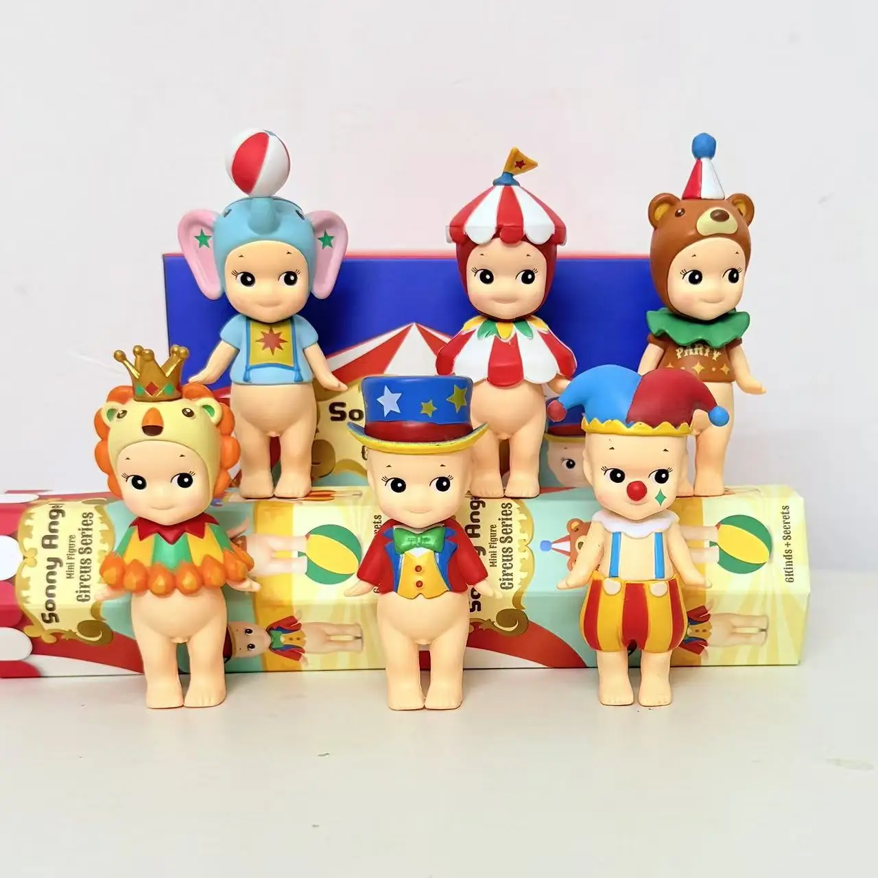 جودة عالية جديد الملاك شخصية صغيرة السيرك سلسلة صندوق أعمى الجيل الأول لطيف أنيمي ديكور الأطفال مفاجأة هدية