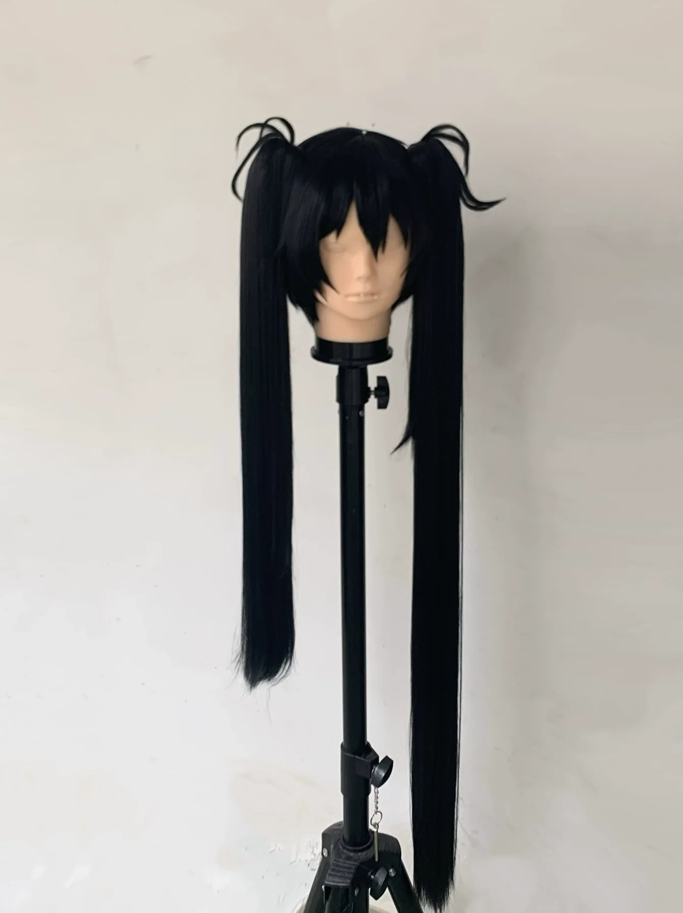 

Heat Resistant fiber Cos wigs Anime Cosplay Wig for BLACK ROCK SHOOTER