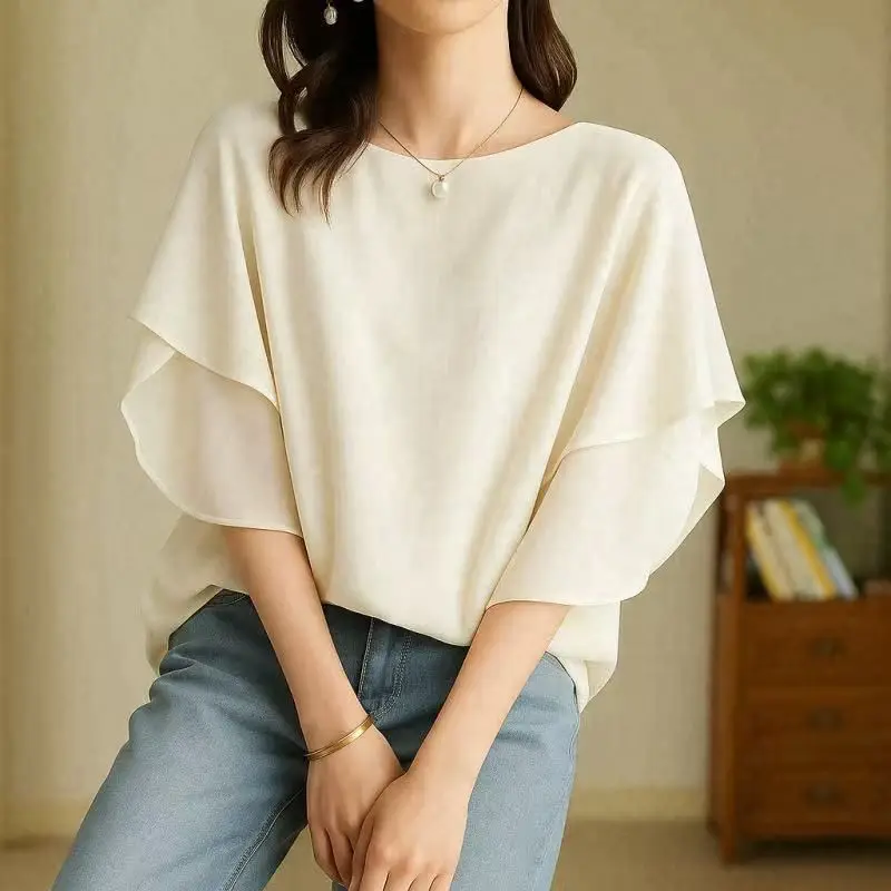 Casual Loose Short Sleeve Batwing Shirt Hem Lace Trim Fly Sleeve round Neck Overhead Covering OL Women's Top Polyester Fiber