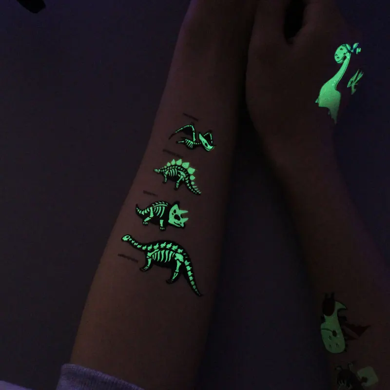 10 枚の光る恐竜タトゥーステッカー グリーンナイトグロー漫画恐竜ティラノサウルスレックス翼竜防水一時的な