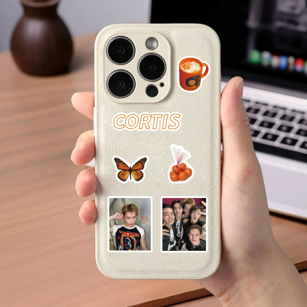 KPOP 8 قطع من ملصقات الأفلام المقطوعة من Cortis ذات قيمة جمالية عالية، مادة مجمعة محيطية للرجال من مجموعة Kpop، مقاومة للماء