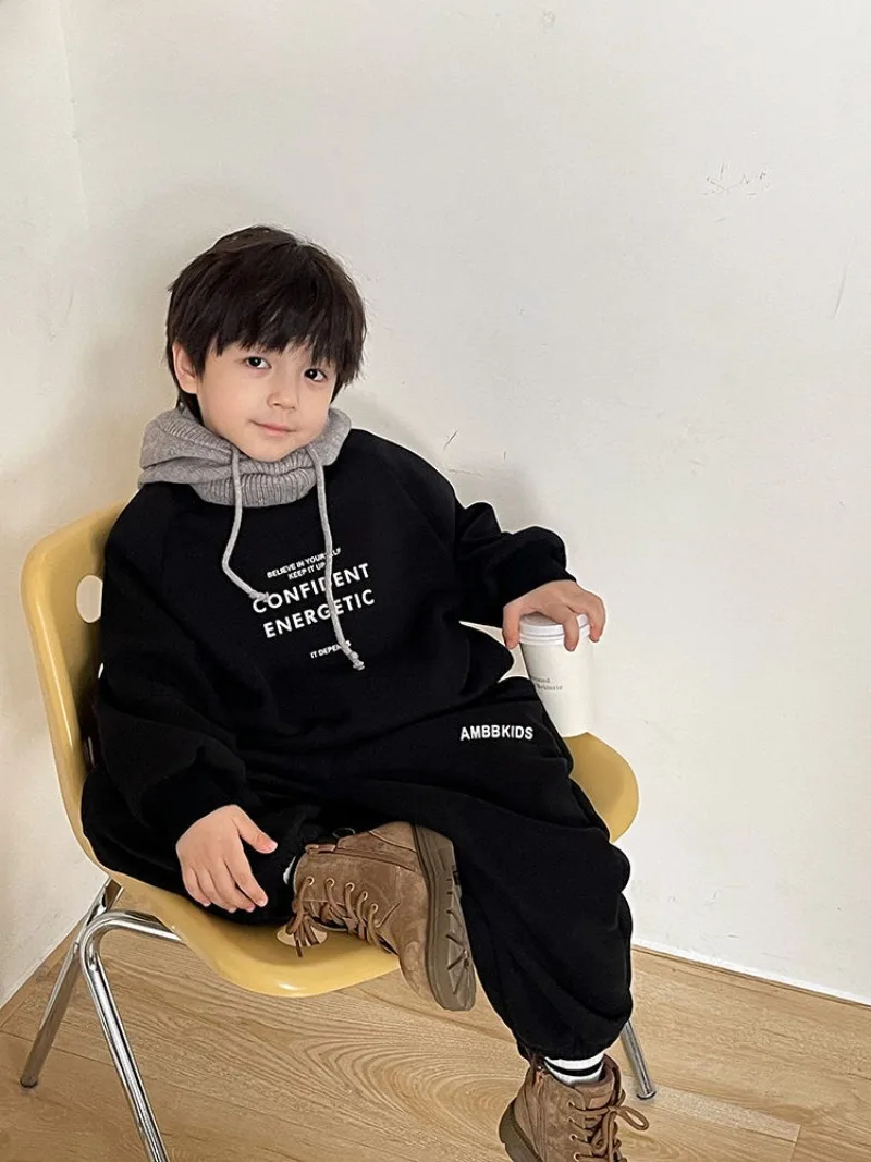 RAISE Winter-Set für Teenager-Jungen, 2-teiliges Kleidungsset, Sweatshirt mit Buchstabenmuster und Fleece-Unterhose, warmes, dickes Kinder-Outfit für Jungen. – Detail 32