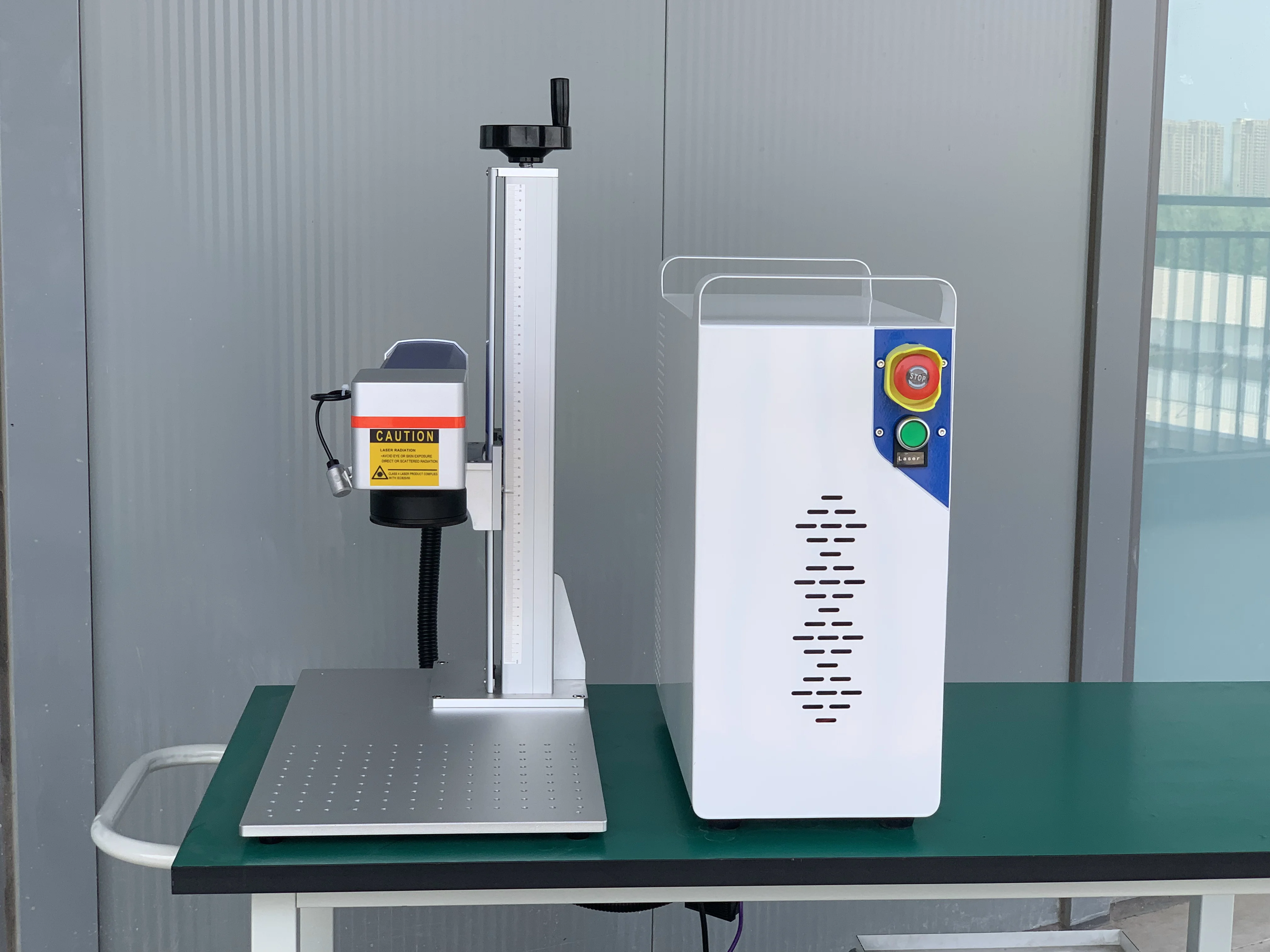 Machine de Marquage et Gravure Laser US, Outil