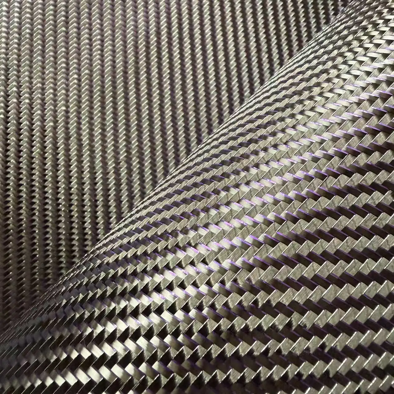 

3k 200g 2x2 real carbon fiberandmetal wiremixed wovenPlain twill Small purple Wire fabricMaterials DIY carbonfiber clothproducts