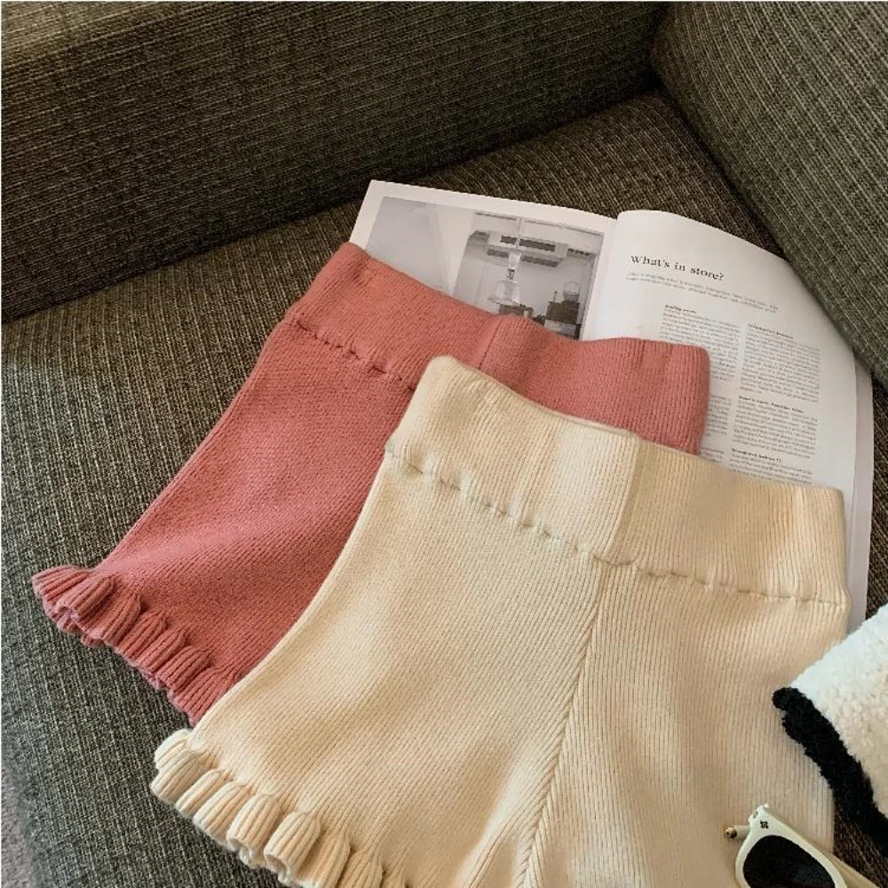 Black Shorts 2025 Women Spring and Winter High Waist Black Knitted Fungus Shorts Warm Short Trousers