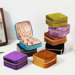 Plush Velvet Jewelry Box para Mulheres, Colar, Anel, Brincos, Organizador, Viagem, Portátil, Zíper, Quadrado, Estojo de armazenamento