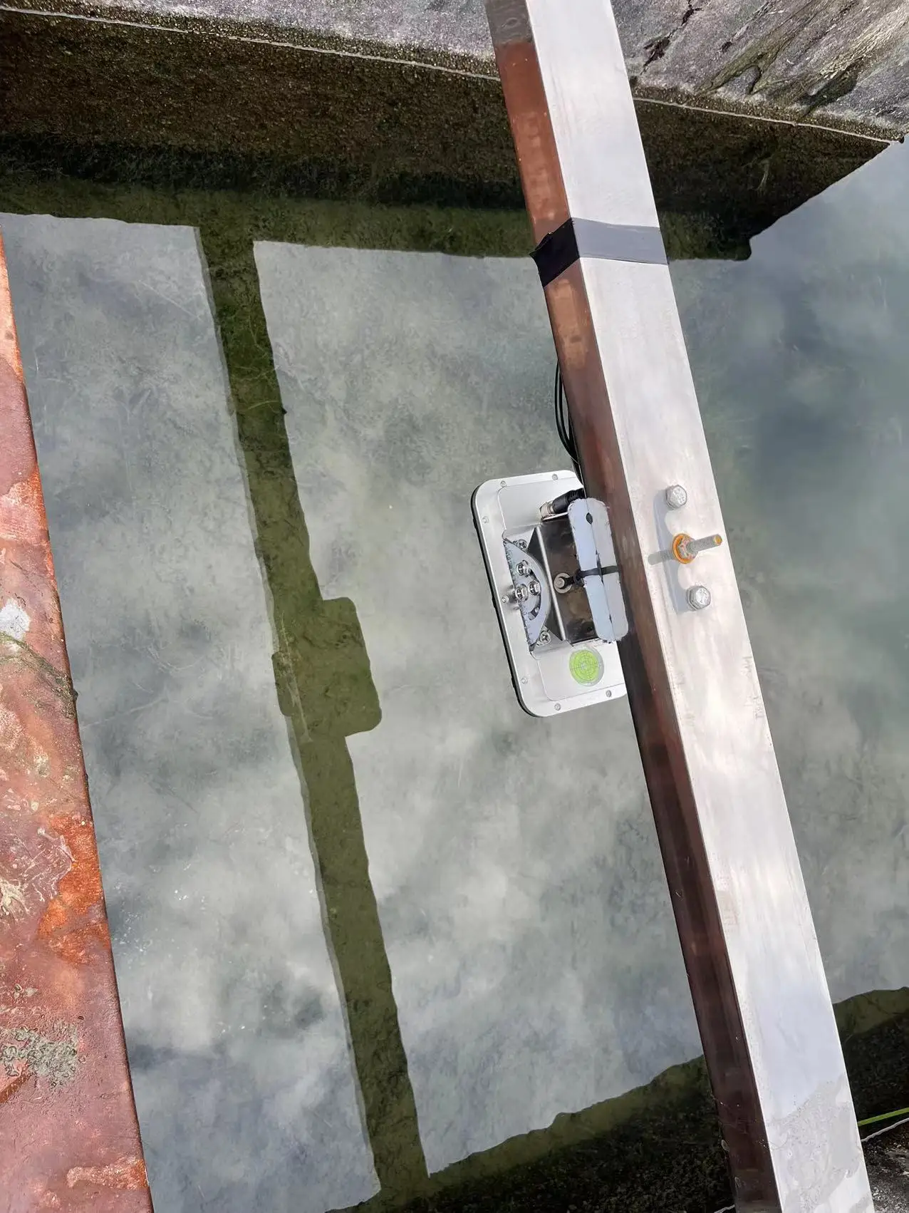 24GHz Radar Level Sensor 75m Long Range High Accuracy ±1cm Non Contact Water Level Monitor for River Lake Reservoir Hydrology