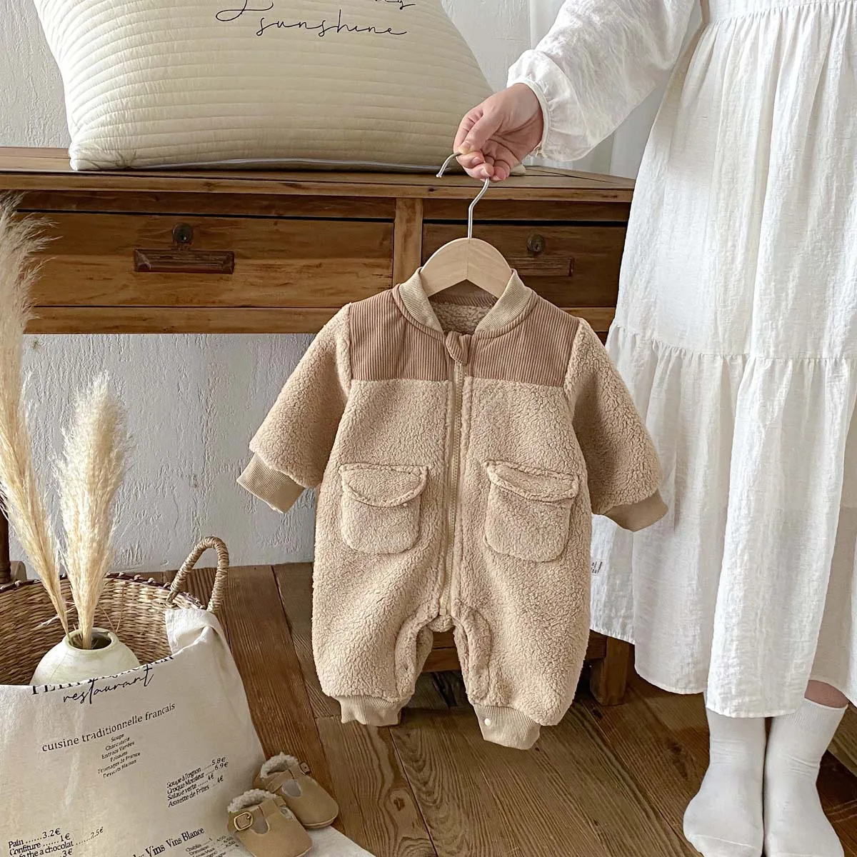 2026 New Fashion Korean-Style Baby Bodysuit Winter Thickened Fleece Bodysuit Cold-Proof Thickened Warm Outfit
