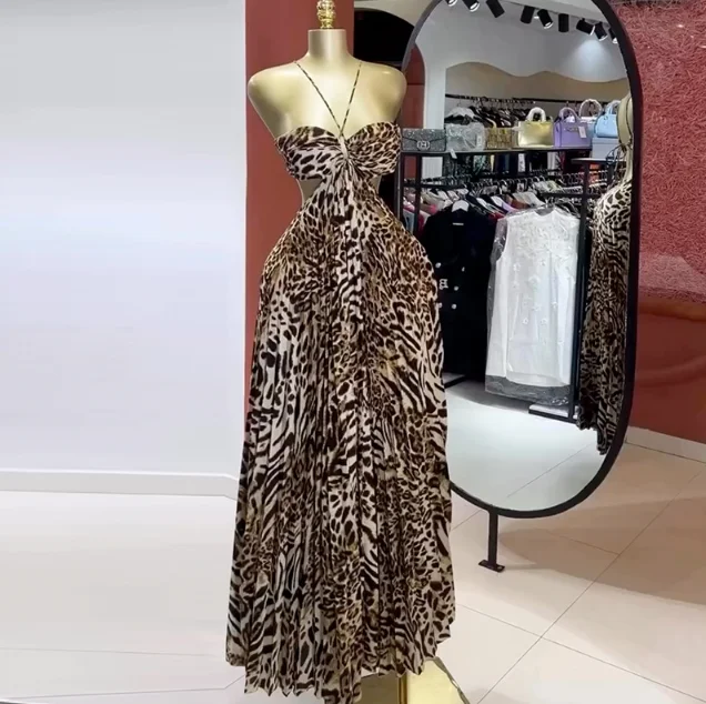 

Summer V-Neck Backless Hanging Neck Leopard Print Pleated Large Skirt A-Line Dress for Women, Sexy and Spicy Party Dress