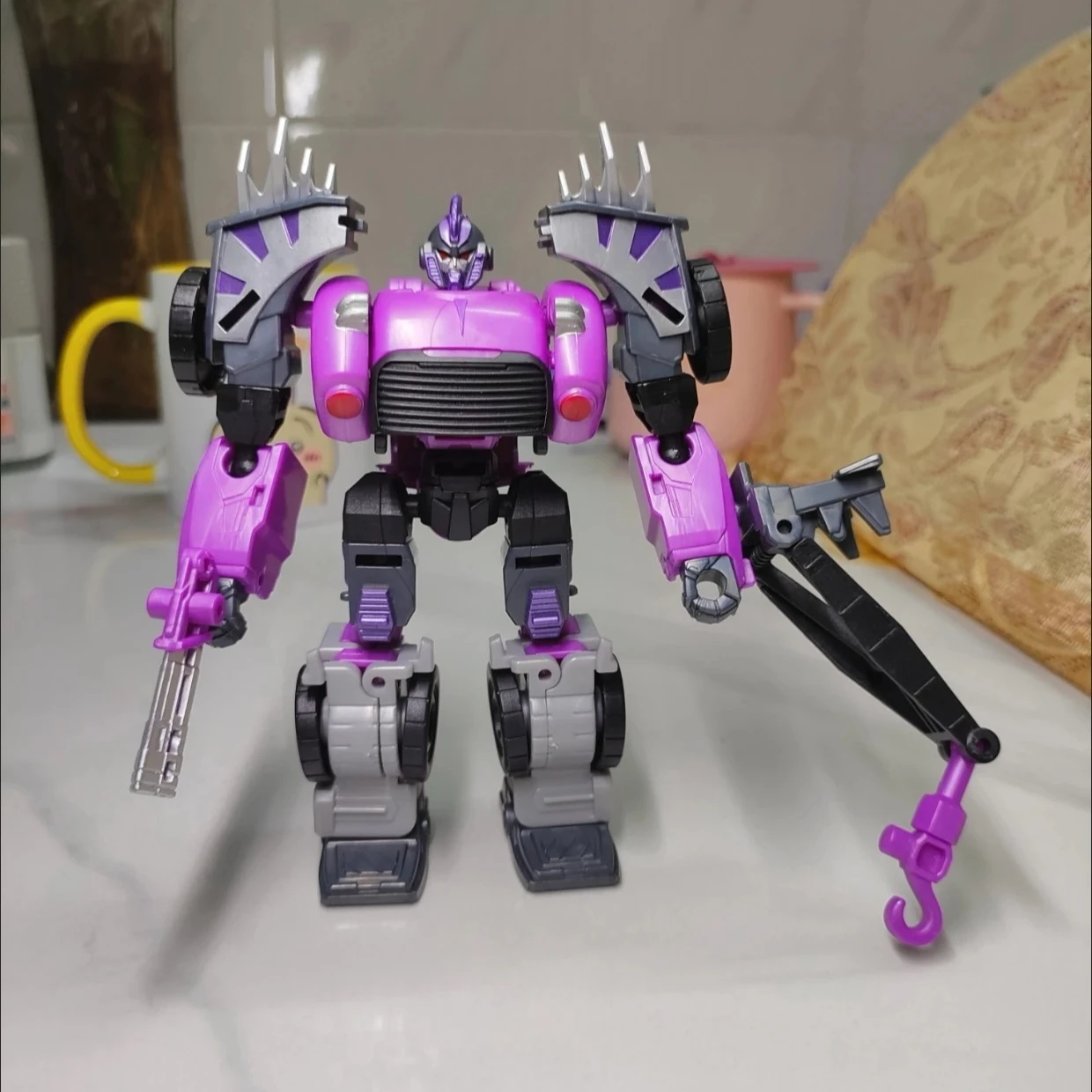 متوفر في المخزون، ألعاب هاسبرو ترانسفورمرز، شخصيات رافعة أرضية، نماذج روبوتات، مجموعة هدايا عيد الميلاد