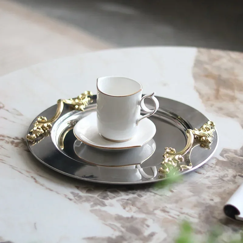 Light luxury metal handle fruit plate flat ornament hotel restaurant afternoon tea fruit dim sum plate storage plate