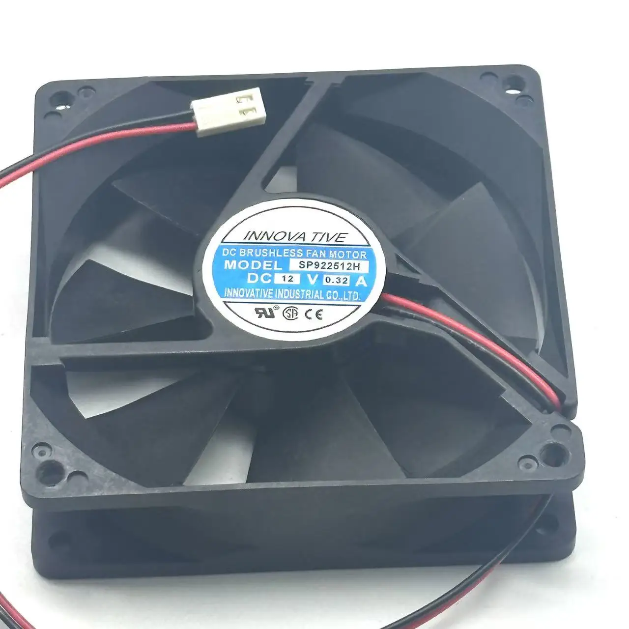 

INNOVATIVE SP922512H DC 12V 0.32A 2-Wire 92x92x25mm Server Cooling Fan