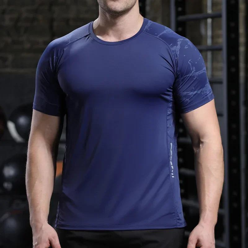 Men's Ice Silk Sports T-shirt Dry Fit Breathable Thin Round Neck Shirts Tops Fitness Running Short Sleeves Elasticity Tracksuit