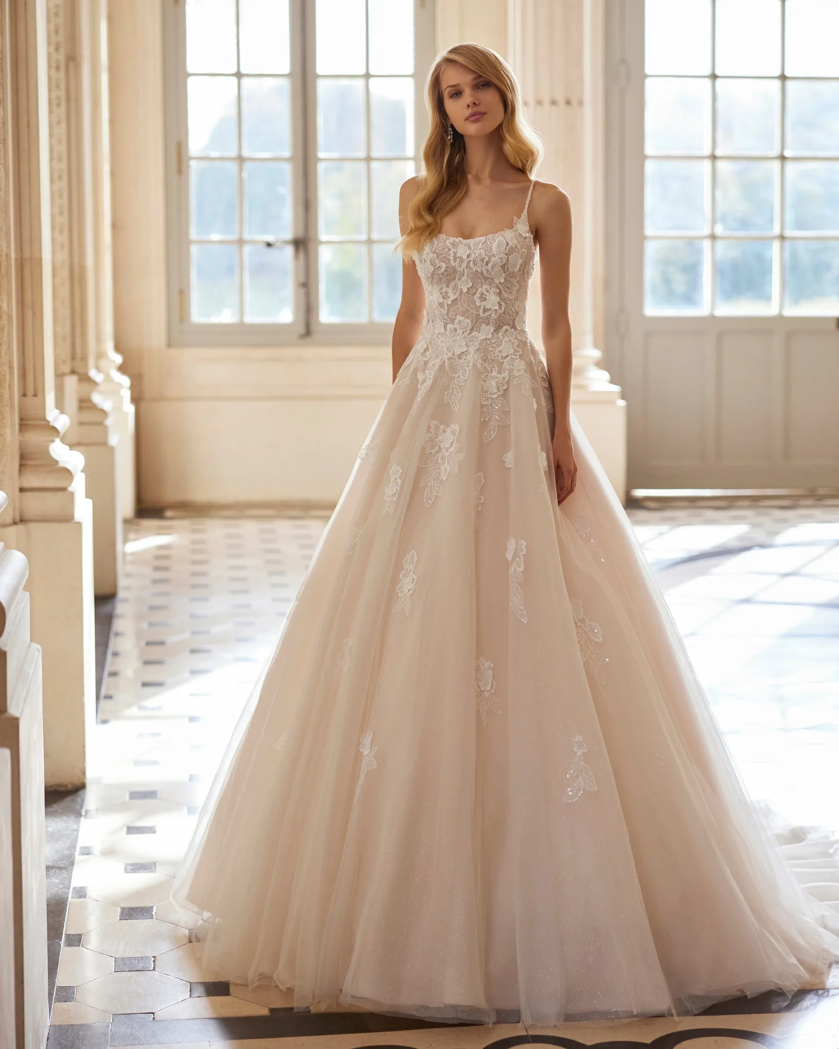 

Lace Wedding Dress A line Simple Vestido De Novia Elegante Modest Beach Dresses For Bride Bespoke Plus Size Vestidos Boda Civil