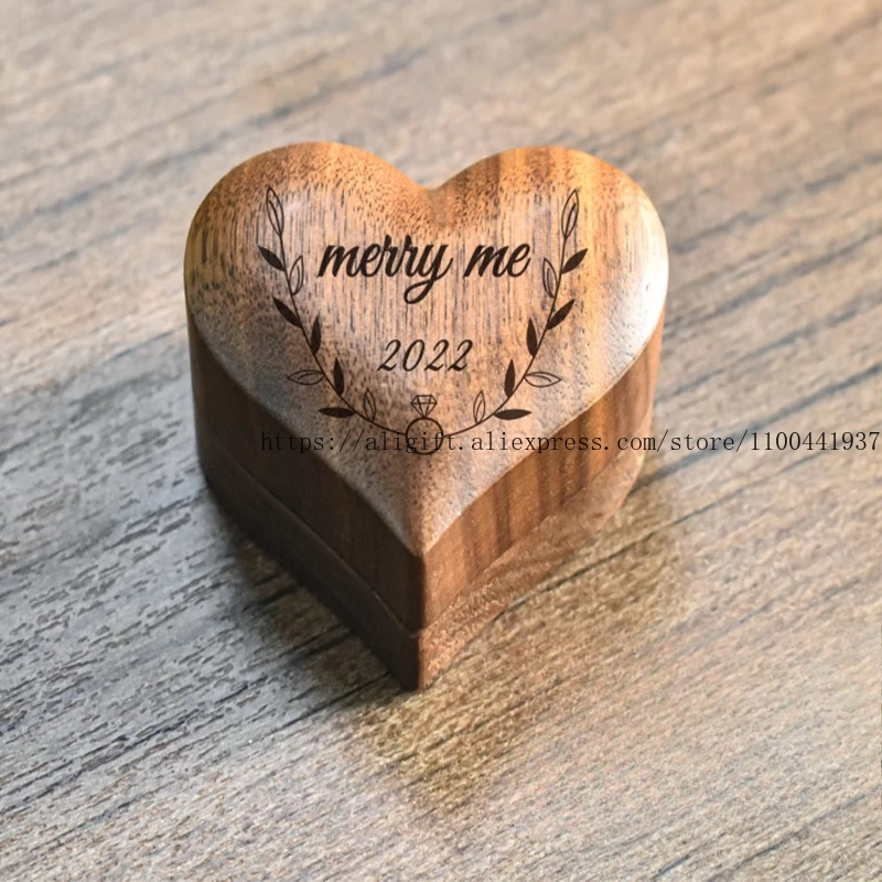 

Custom Heart-Shaped Ring Box - Personalized Engraved Jewelry Case for Couples Creative Earring Wedding Band Gift Box