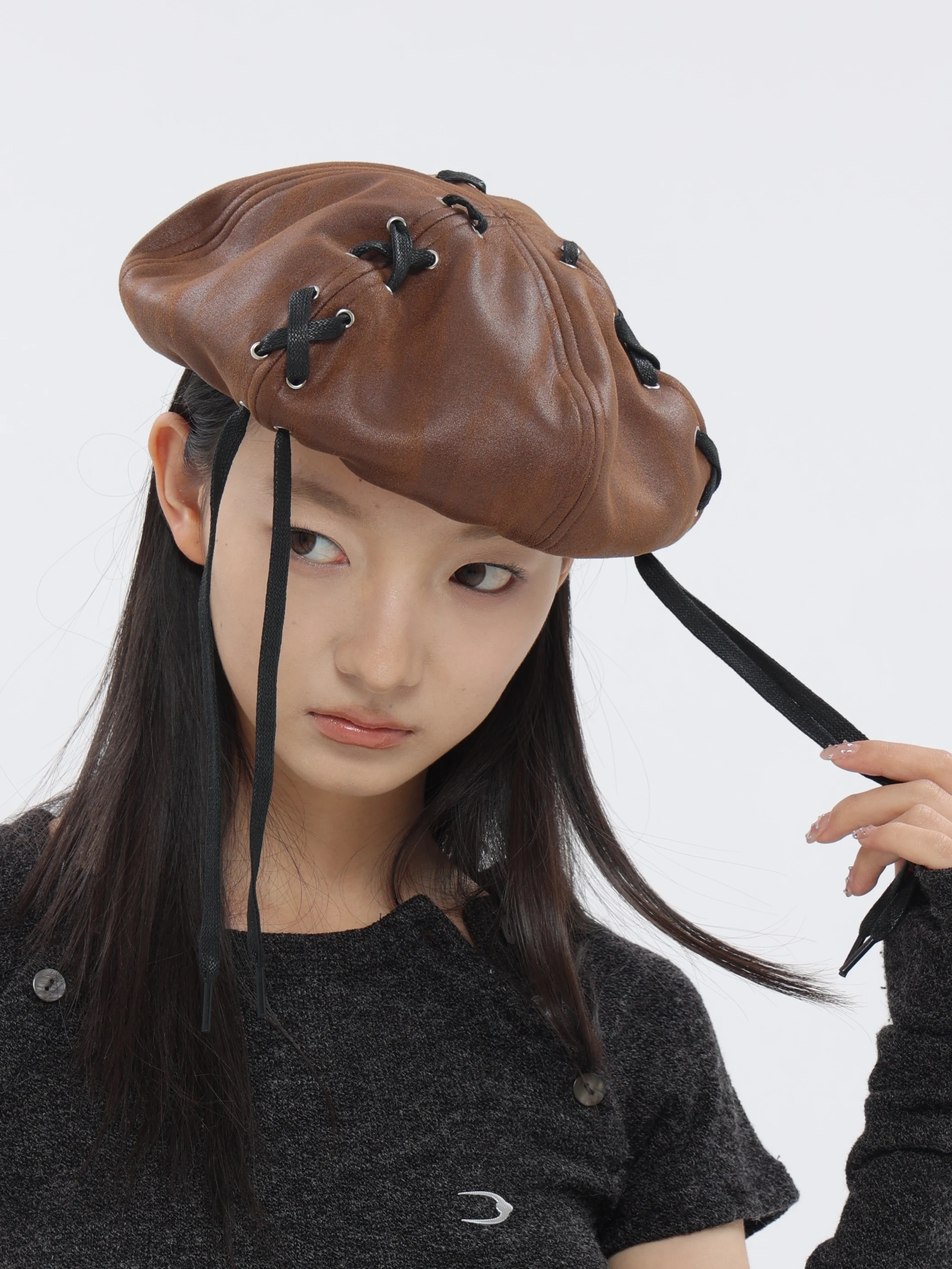 boina-retro-de-gamuza-marron-para-mujer-estilo-punk-subcultural-diseno-de-correa-cruzada-gorra-de-pintor-transpirable-alta-moda-unisex