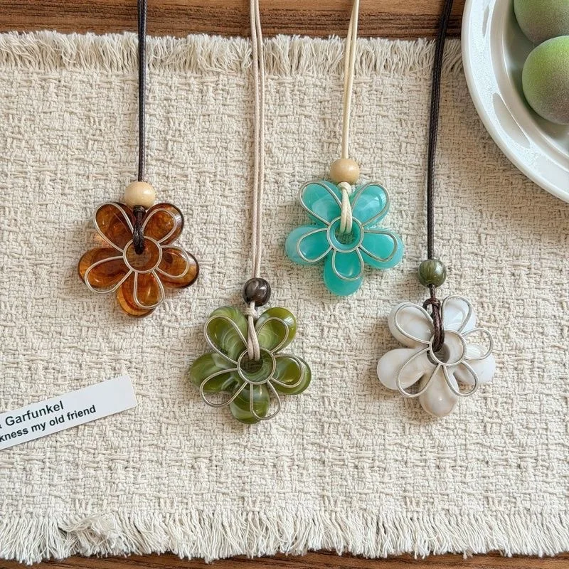 Boho Colorful Flower Pendant Long Necklace for Women Leather Cord Resin Floral Necklace Vintage Woven Sweater Chain Jewelry Gift