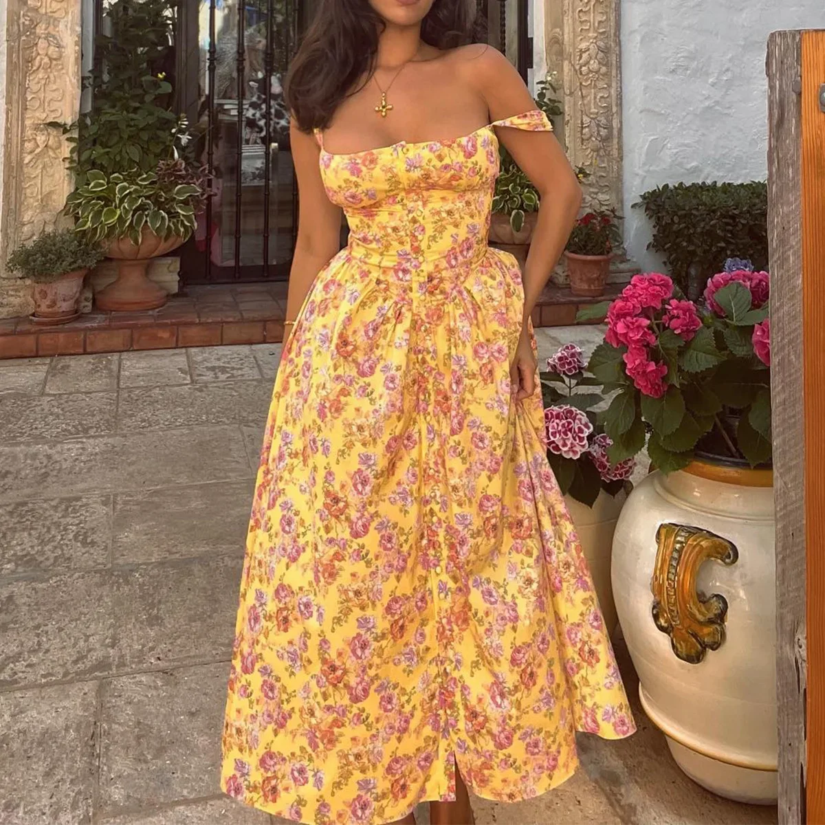 

2025 Summer New Women's Square Collar Strap Skirt Slimming Bareback Mid Length Skirt Floral Dress