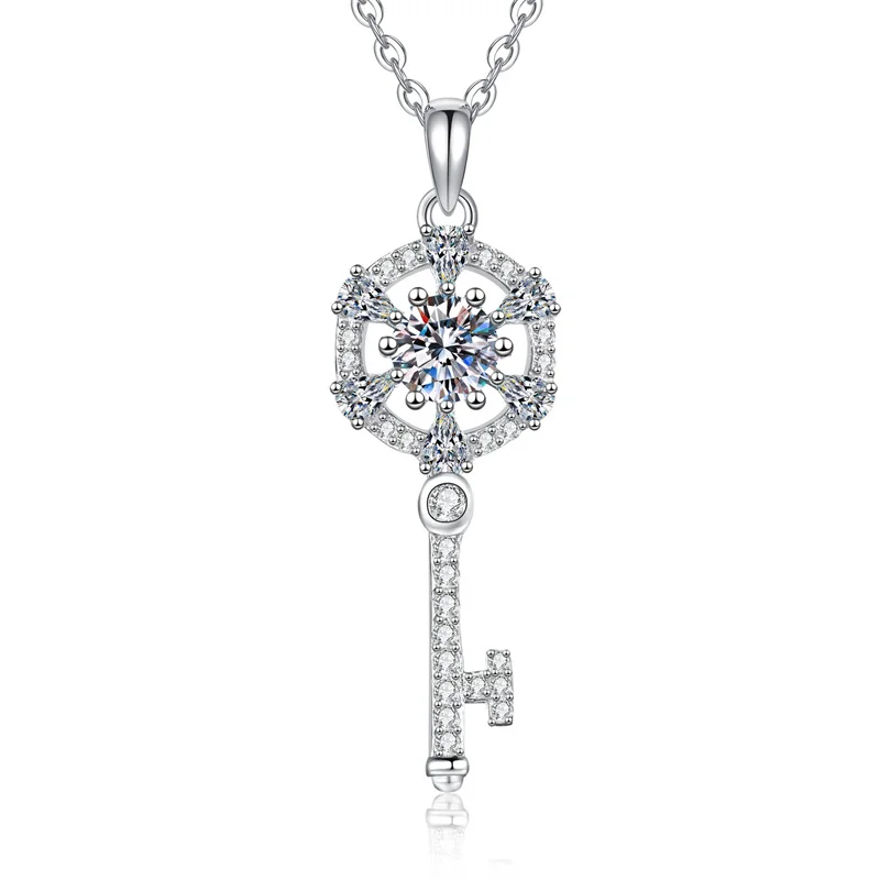 

XL538 Lefei Fashion Luxury Classic 0.5ct Moissanite Color D Wheel Key Necklace For Charm Women 925 Sterling Silver Party Jewelry