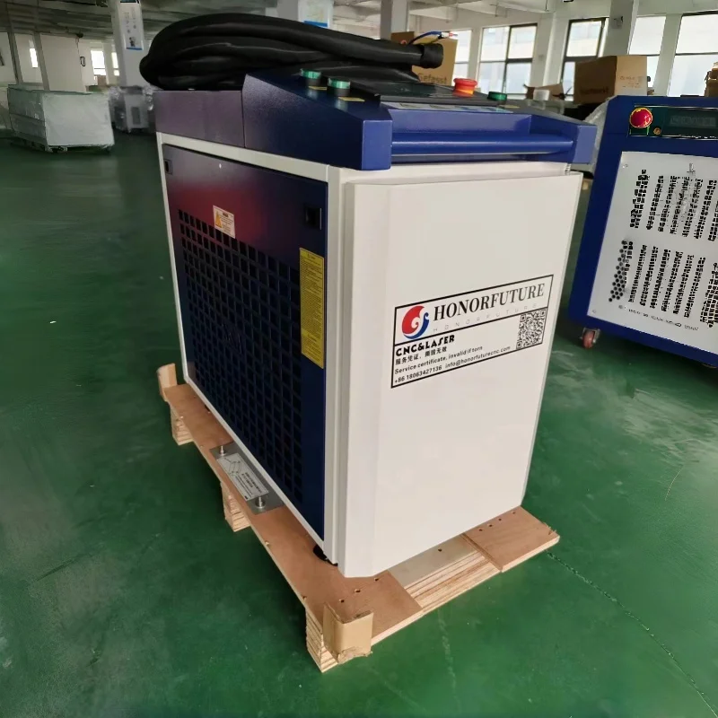 

Многофункциональный лазерный аппарат 4-в-1: сварка, очистка, резка, охлаждение водой, 2 кВт (1500 Вт), с головками SUP 23T и 21T