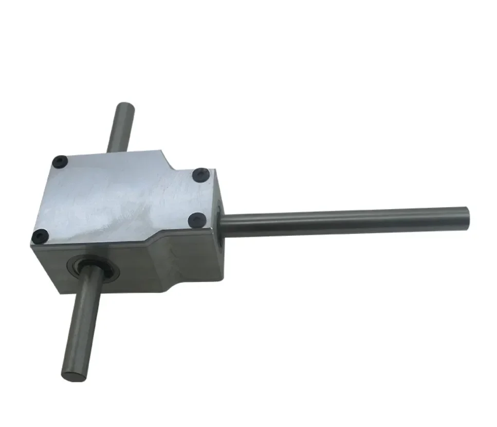 1:1 90° reversing angle device, bevel gearbox, reducer, double output shaft, 8mm, shaft 10mm